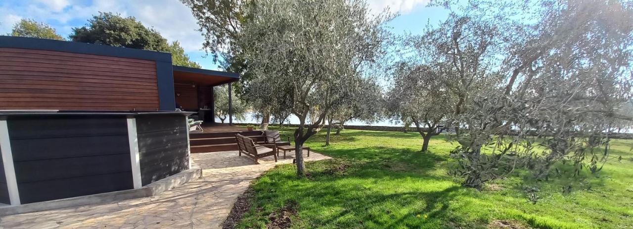 Beach House Ive With Jacuzzi, Pool, Playground And Bbq In An Olive Grove With A Beach, Pomer - Istria Kültér fotó