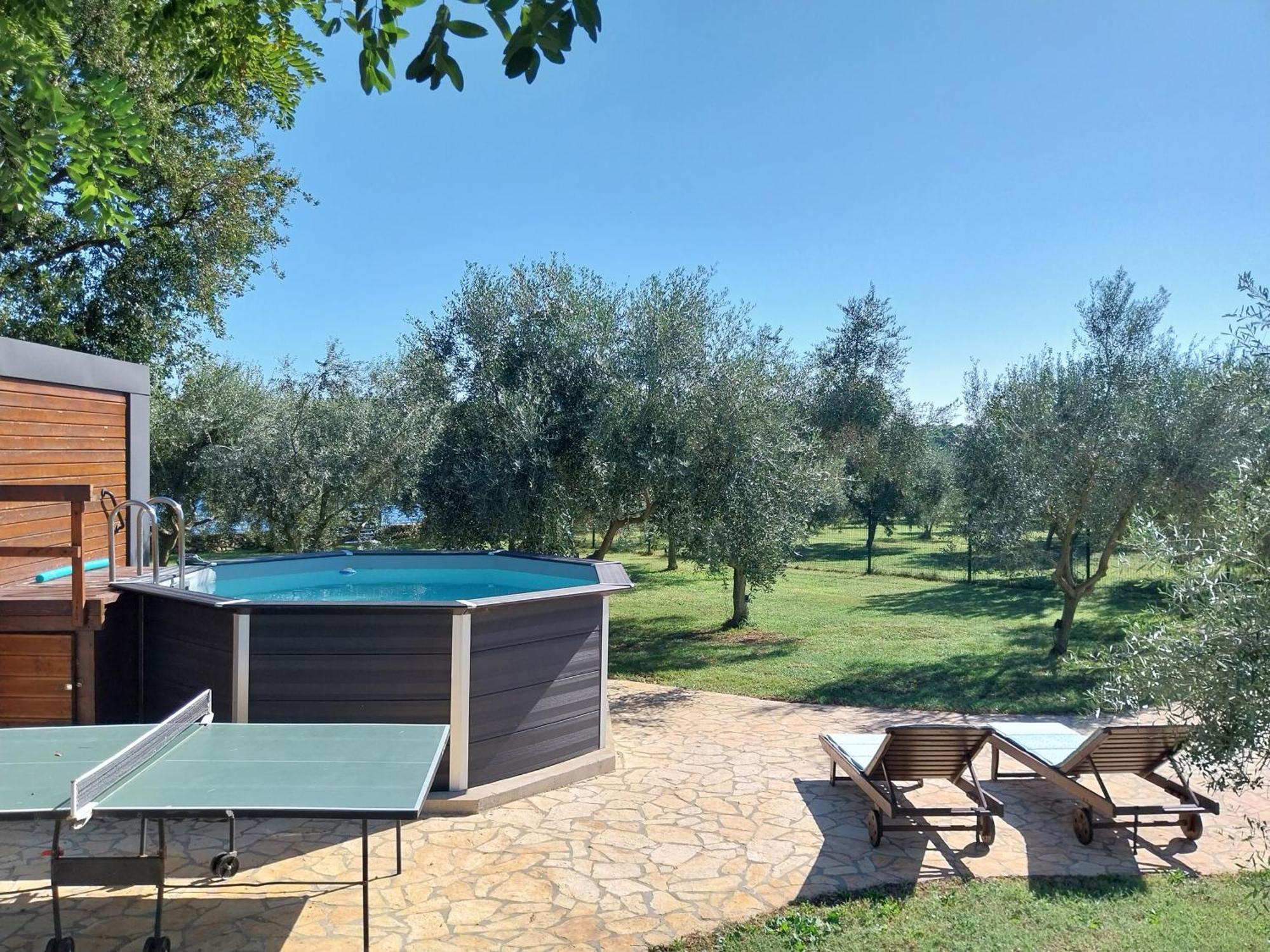 Beach House Ive With Jacuzzi, Pool, Playground And Bbq In An Olive Grove With A Beach, Pomer - Istria Kültér fotó