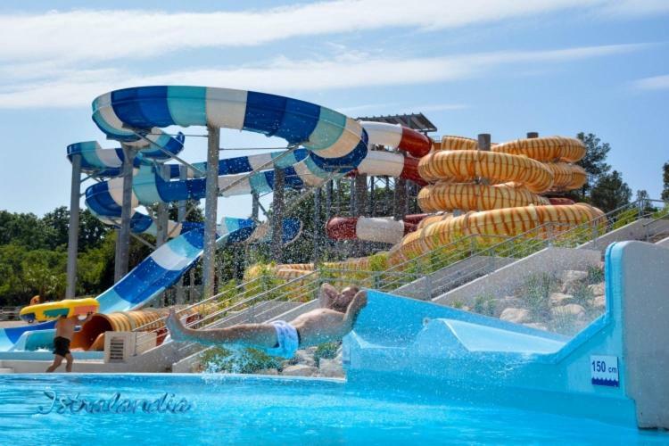 Beach House Ive With Jacuzzi, Pool, Playground And Bbq In An Olive Grove With A Beach, Pomer - Istria Kültér fotó